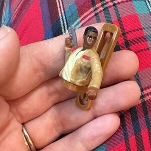 Kinder Joy Surprise Egg Star Wars Toy -  Finn